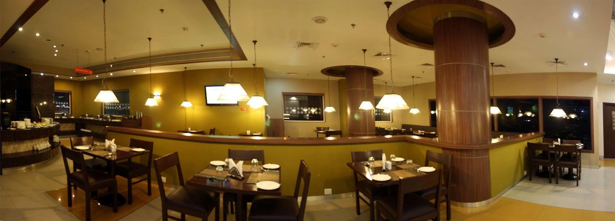 Hotel Faridabad Exterior foto